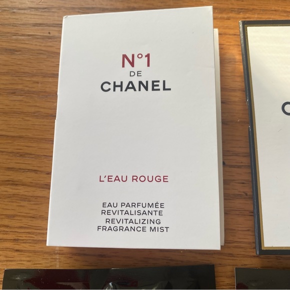 ★ Chanel dust bag with perfumes and mascara samples Bundle ★ - Picture 6 of 11